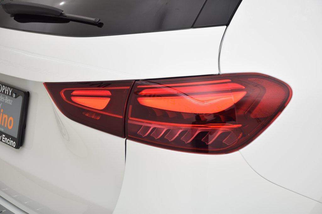 used 2025 Mercedes-Benz GLA 250 car, priced at $37,997