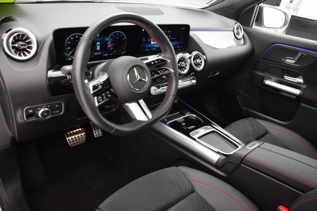 used 2025 Mercedes-Benz GLA 250 car, priced at $37,997