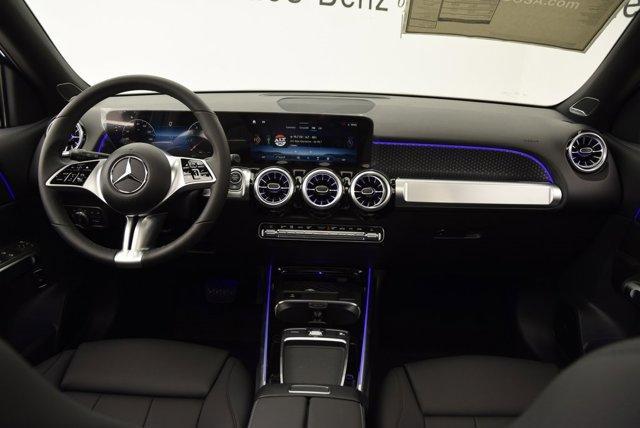 new 2024 Mercedes-Benz GLB 250 car, priced at $52,650