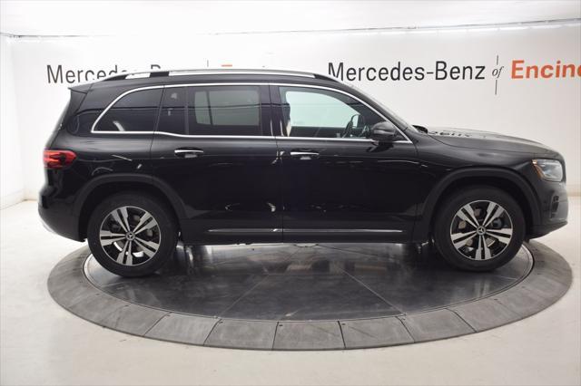 new 2025 Mercedes-Benz GLB 250 car, priced at $47,470