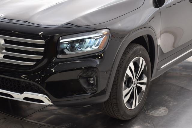 new 2025 Mercedes-Benz GLB 250 car, priced at $47,470
