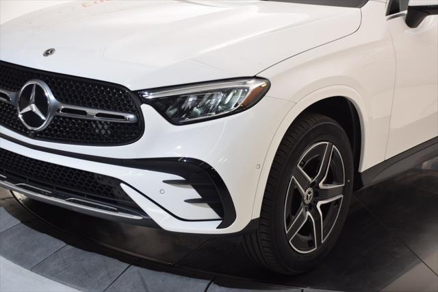 new 2025 Mercedes-Benz GLC 300 car, priced at $64,255