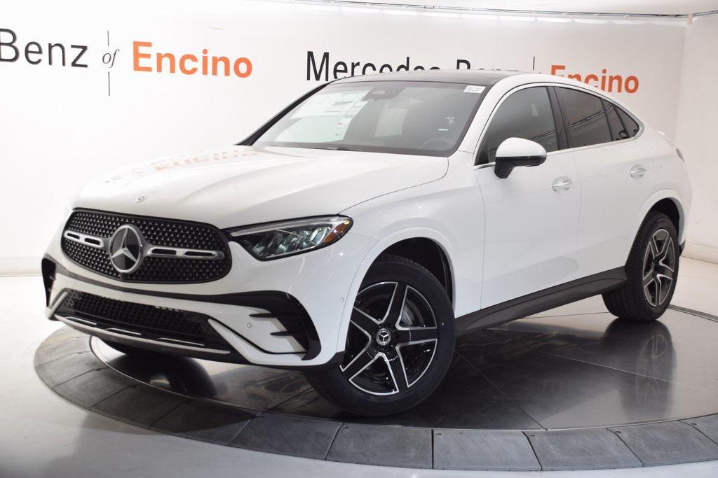 new 2025 Mercedes-Benz GLC 300 car, priced at $64,255