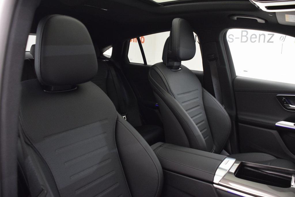new 2025 Mercedes-Benz GLC 300 car, priced at $64,255