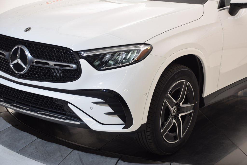 new 2025 Mercedes-Benz GLC 300 car, priced at $64,255
