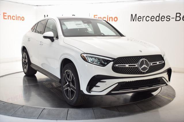 new 2025 Mercedes-Benz GLC 300 car, priced at $64,255