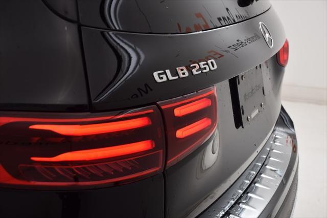 new 2025 Mercedes-Benz GLB 250 car, priced at $47,420