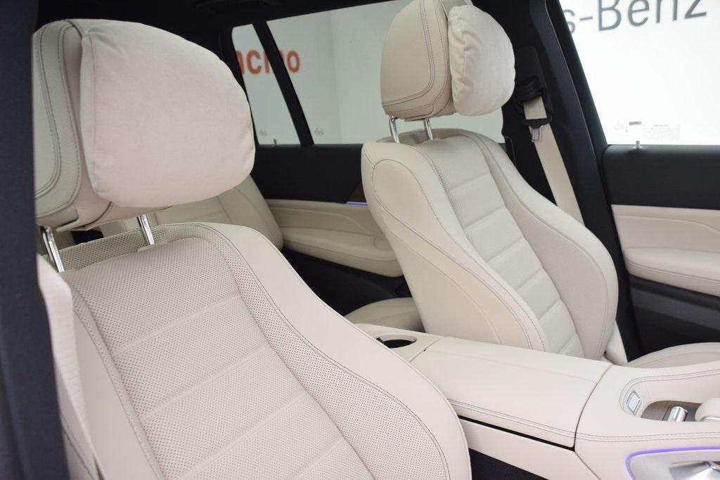 new 2025 Mercedes-Benz GLS 580 car, priced at $128,995