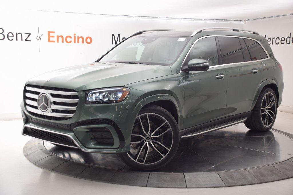 new 2025 Mercedes-Benz GLS 580 car, priced at $128,995