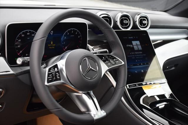 new 2025 Mercedes-Benz GLC 300 car, priced at $53,225