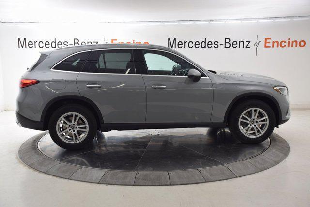 new 2025 Mercedes-Benz GLC 300 car, priced at $60,725