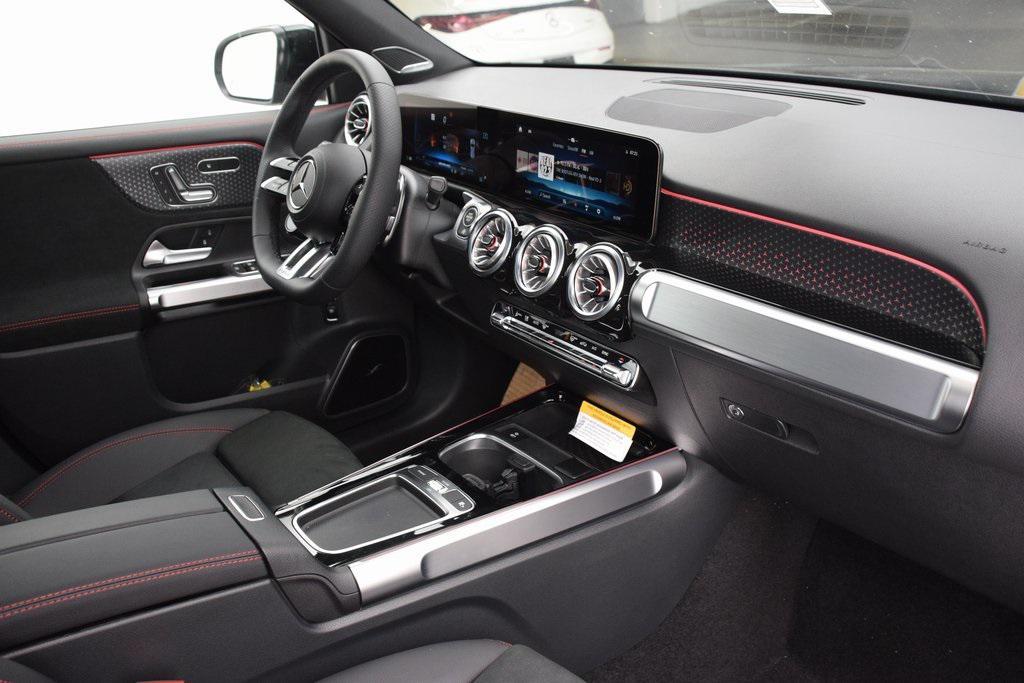 new 2025 Mercedes-Benz AMG GLB 35 car, priced at $65,520