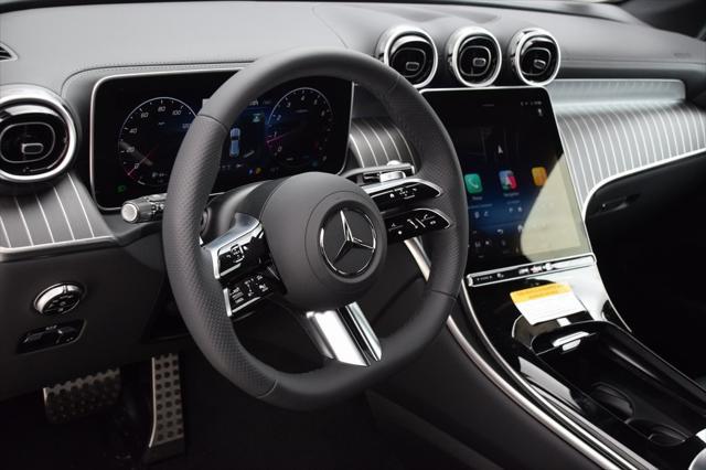 new 2025 Mercedes-Benz GLC 300 car, priced at $60,450