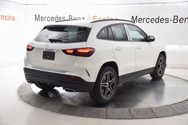 new 2025 Mercedes-Benz GLA 250 car, priced at $48,705