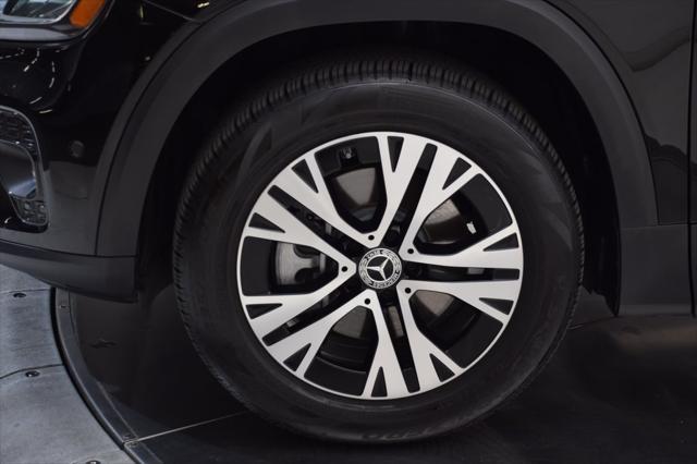 used 2024 Mercedes-Benz GLB 250 car, priced at $40,997