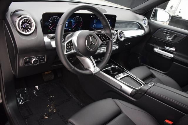 used 2024 Mercedes-Benz GLB 250 car, priced at $40,997