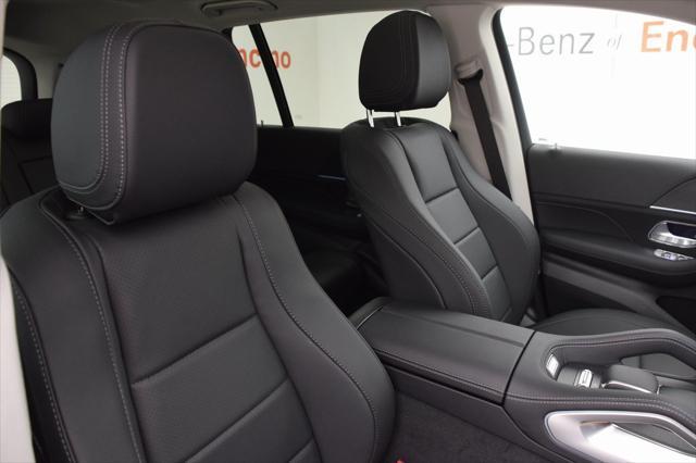 new 2025 Mercedes-Benz GLS 450 car, priced at $93,095