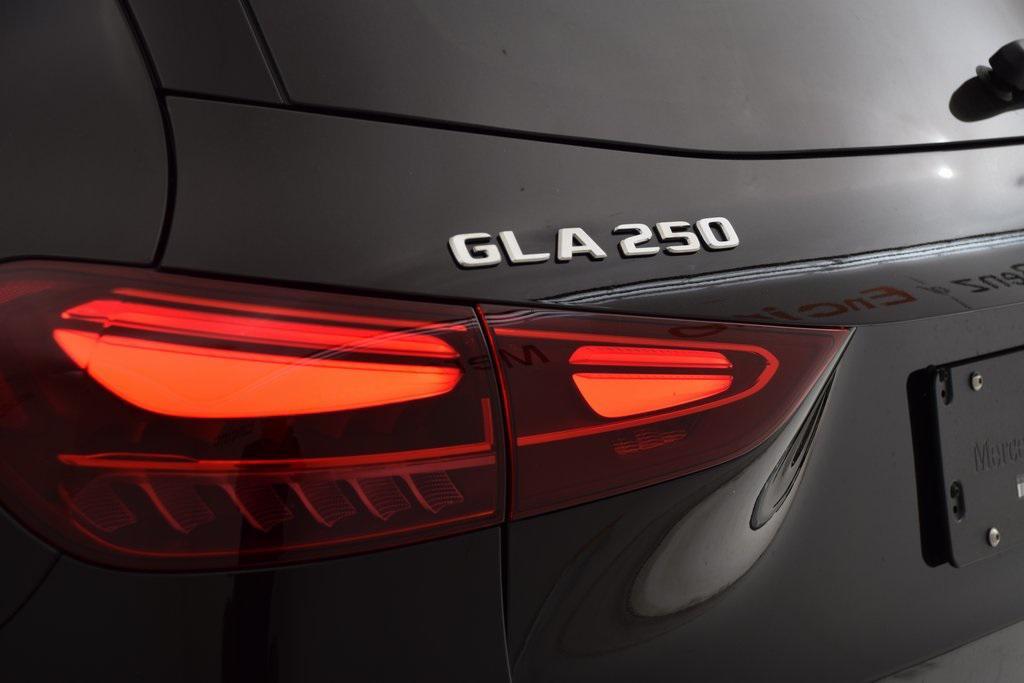 new 2025 Mercedes-Benz GLA 250 car, priced at $46,195