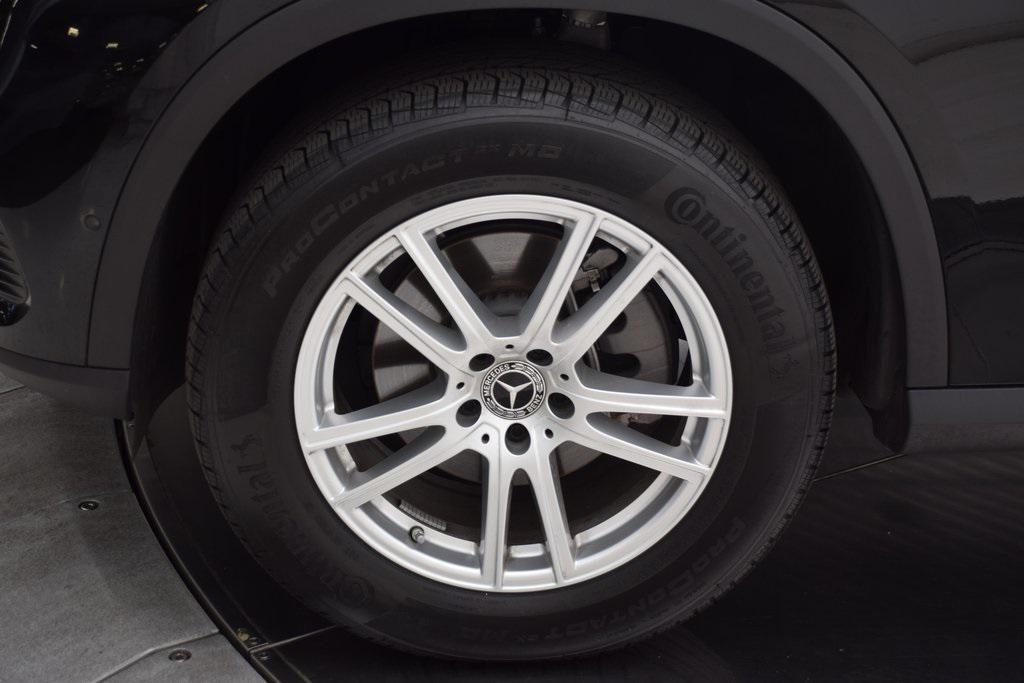 used 2025 Mercedes-Benz GLC 300 car, priced at $41,997