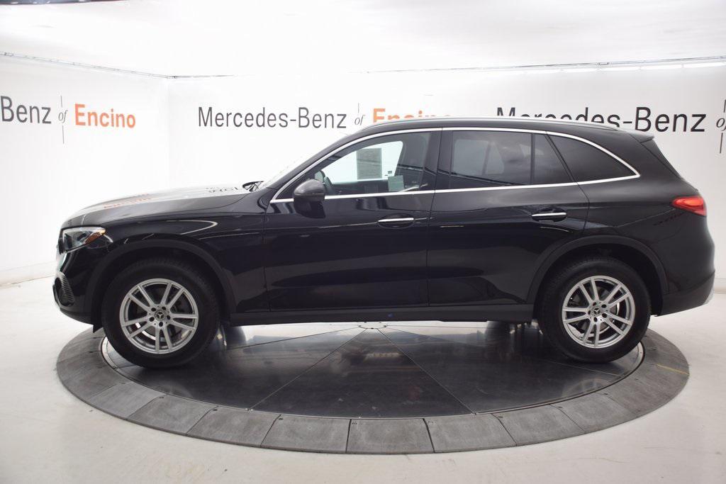 used 2025 Mercedes-Benz GLC 300 car, priced at $41,997