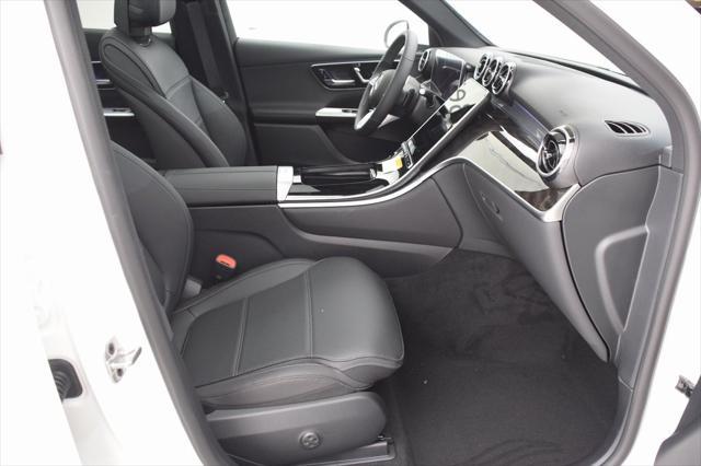 new 2025 Mercedes-Benz GLC 300 car, priced at $53,225