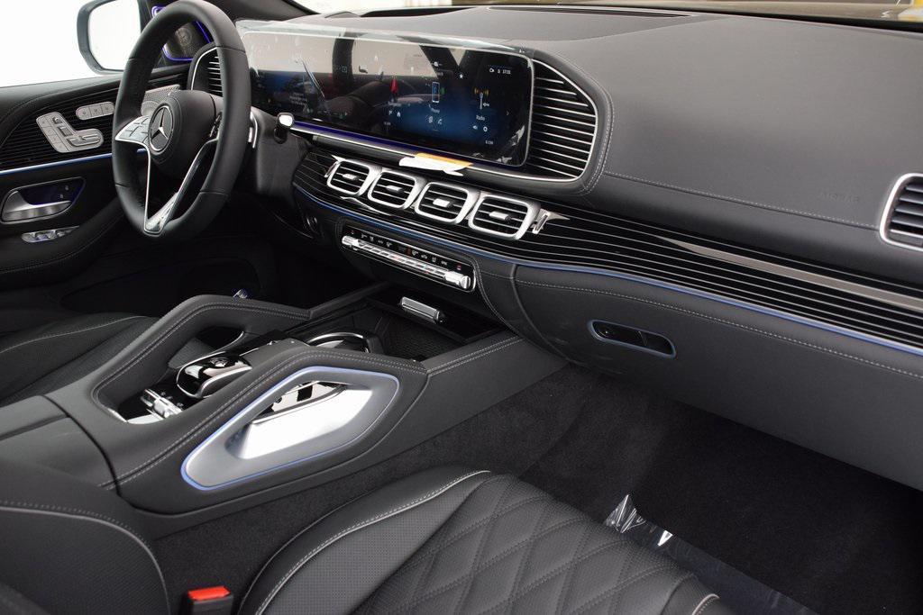 new 2024 Mercedes-Benz Maybach GLS 600 car, priced at $194,850