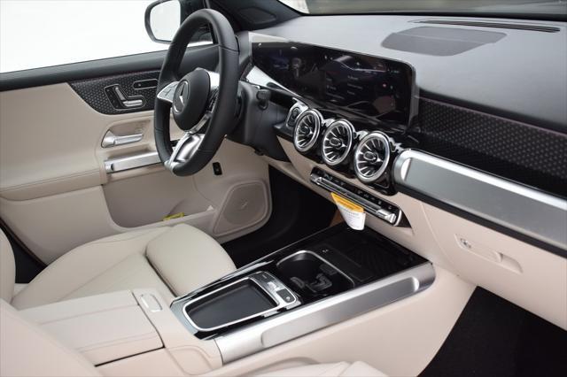 new 2024 Mercedes-Benz EQB 300 car, priced at $61,515