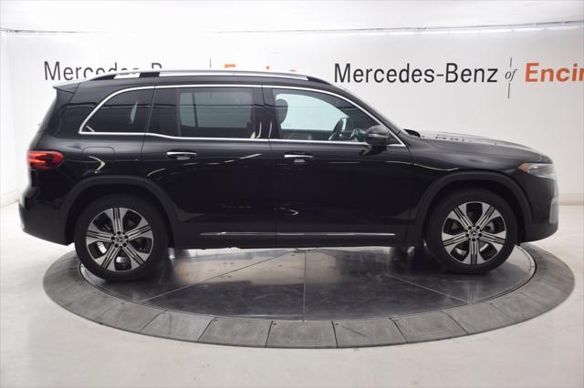 new 2024 Mercedes-Benz EQB 300 car, priced at $61,515