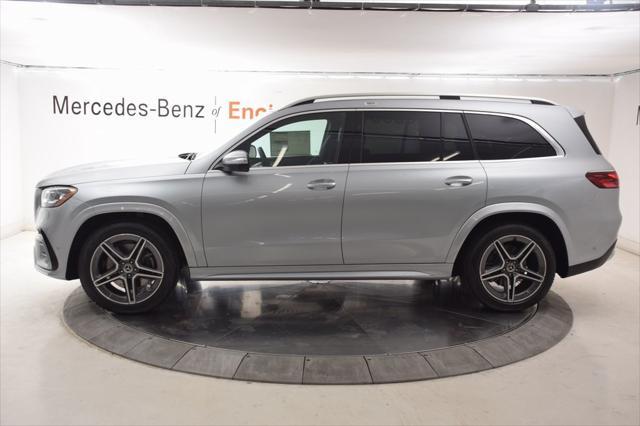 new 2025 Mercedes-Benz GLS 450 car, priced at $95,915