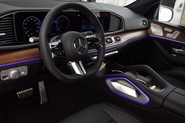 new 2025 Mercedes-Benz GLS 450 car, priced at $95,915