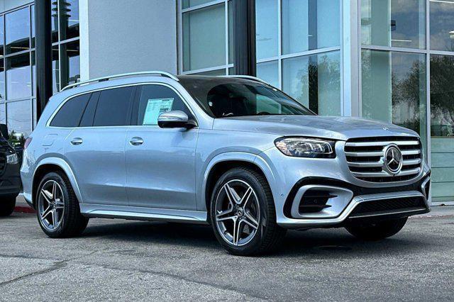 new 2025 Mercedes-Benz GLS 450 car