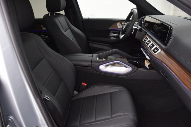 new 2025 Mercedes-Benz GLS 450 car, priced at $95,915