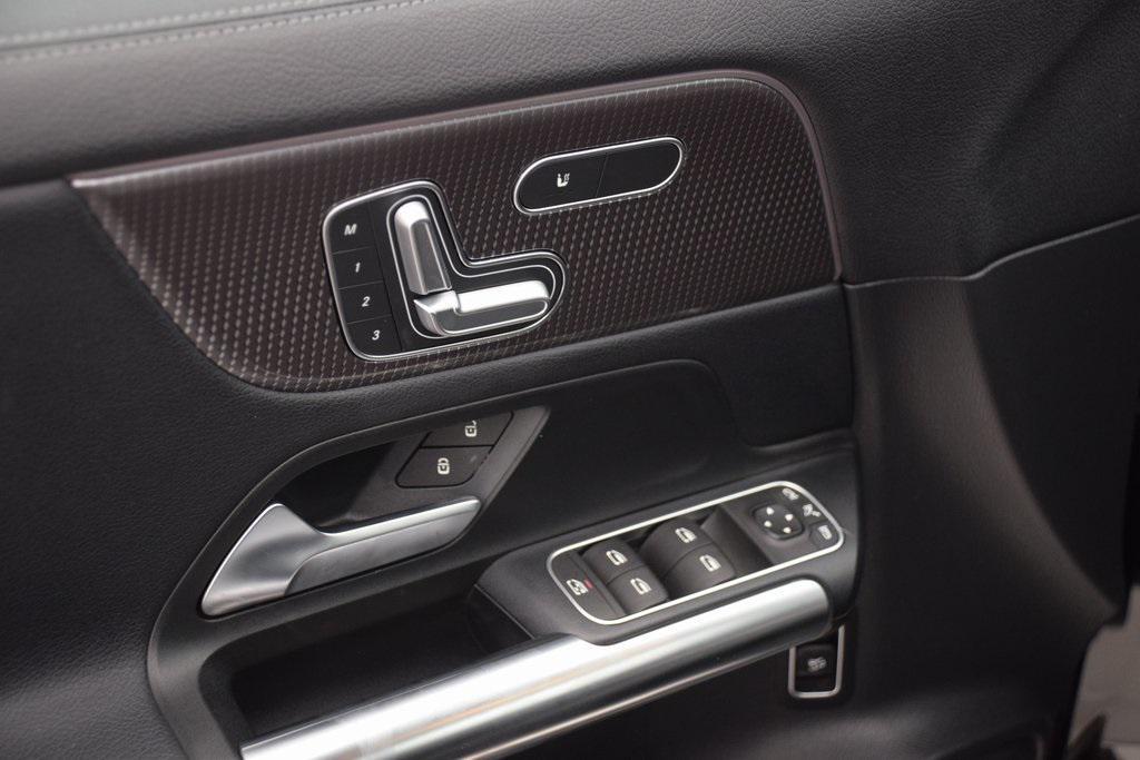 used 2022 Mercedes-Benz GLA 250 car, priced at $27,997