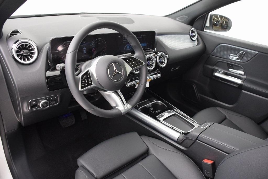 new 2024 Mercedes-Benz GLA 250 car, priced at $46,040