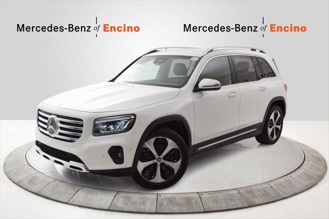 new 2024 Mercedes-Benz GLB 250 car, priced at $46,870