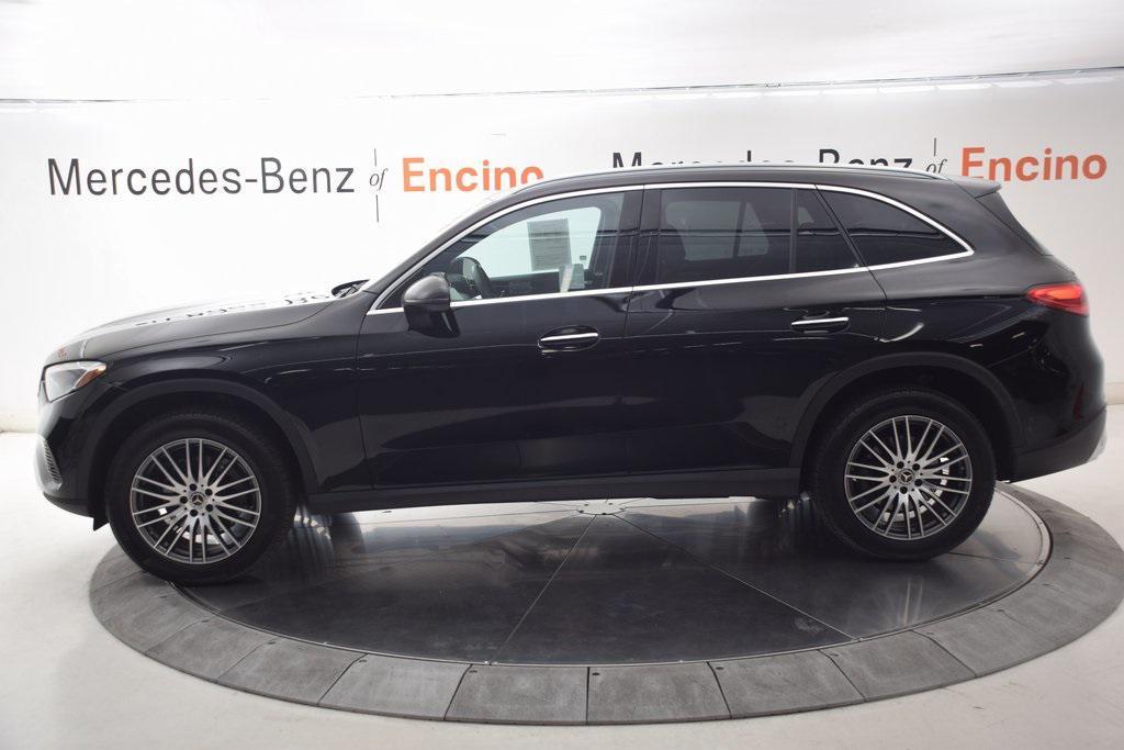 used 2025 Mercedes-Benz GLC 300 car, priced at $47,397