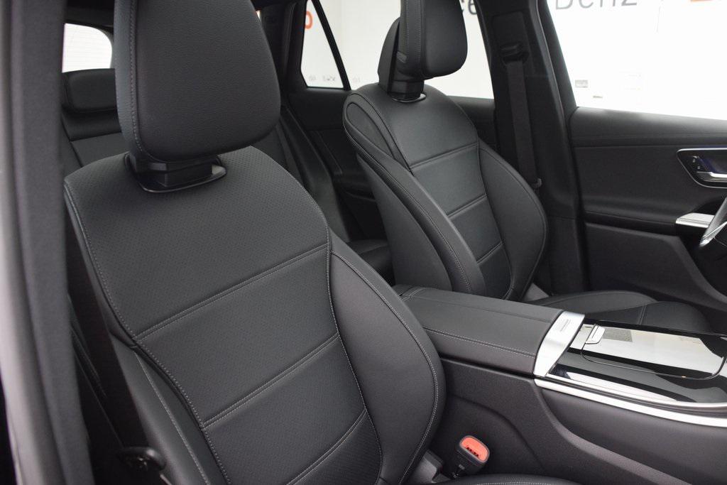 used 2025 Mercedes-Benz GLC 300 car, priced at $47,397