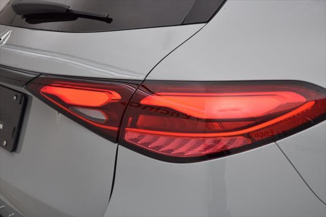 new 2025 Mercedes-Benz GLC 300 car, priced at $55,175