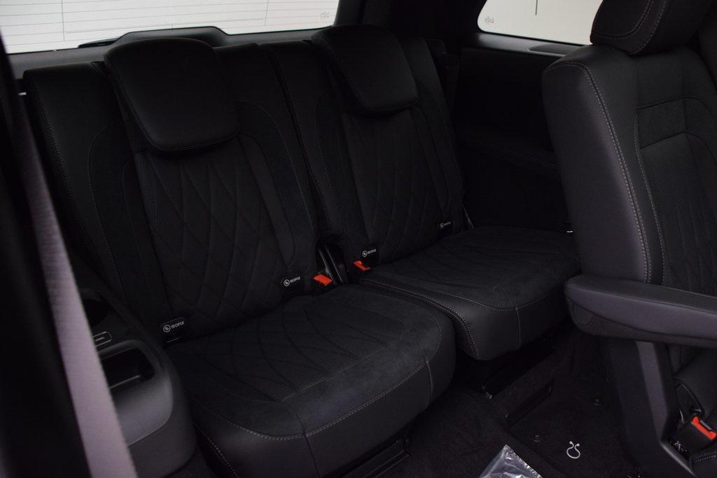 new 2025 Mercedes-Benz AMG GLS 63 car, priced at $158,065