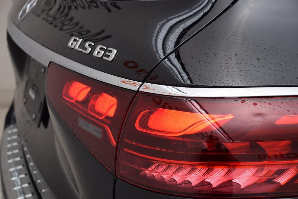 new 2025 Mercedes-Benz AMG GLS 63 car, priced at $158,065