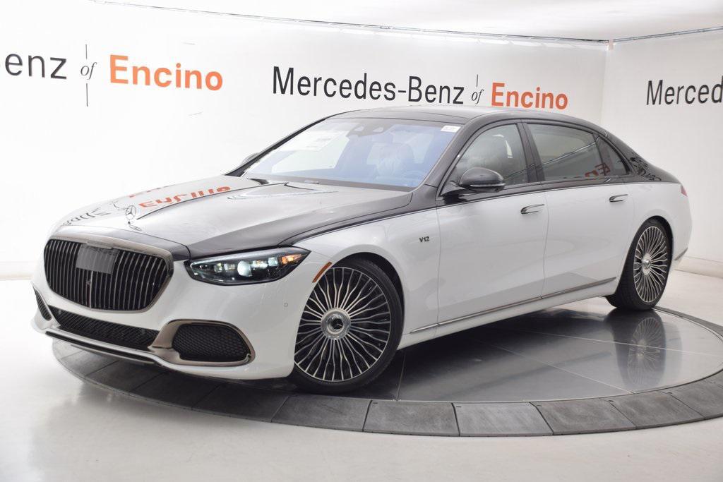 new 2025 Mercedes-Benz Maybach S 680 car, priced at $342,250