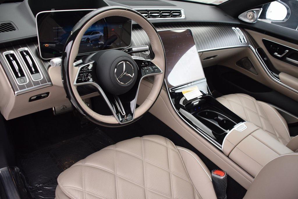 new 2025 Mercedes-Benz Maybach S 680 car, priced at $342,250