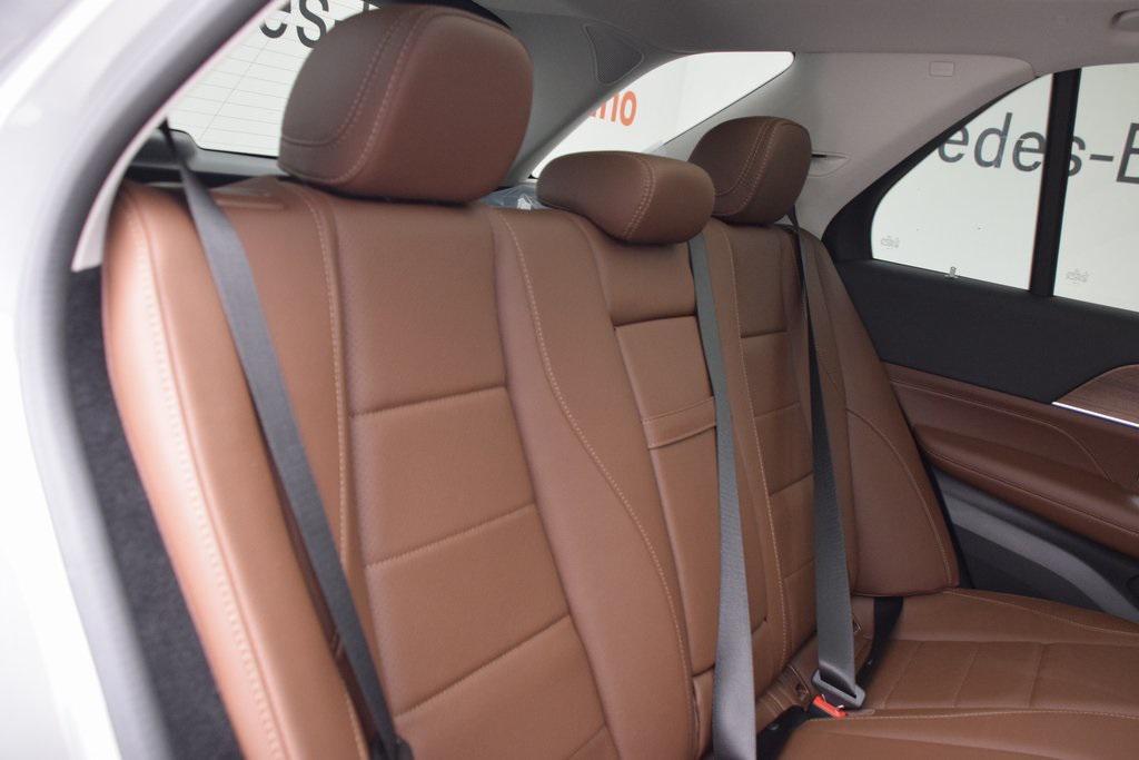 new 2025 Mercedes-Benz GLE 350 car, priced at $76,130