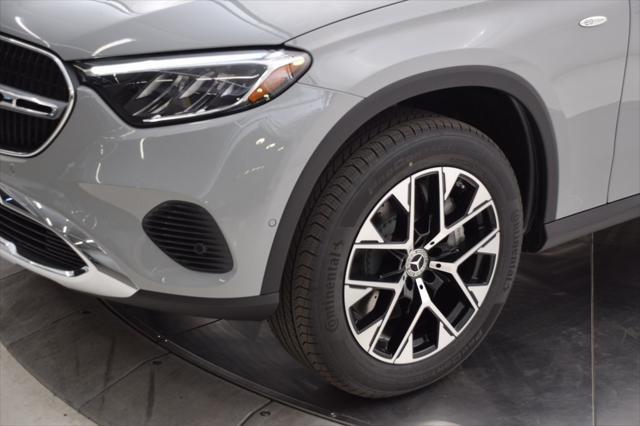 new 2025 Mercedes-Benz GLC 350e car, priced at $67,625