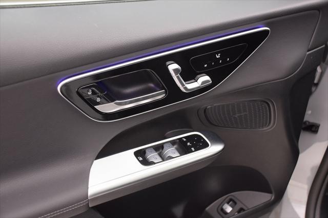 new 2025 Mercedes-Benz GLC 350e car, priced at $67,625