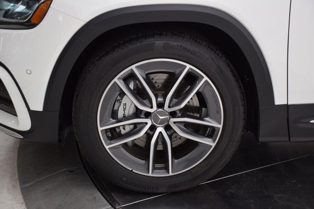 new 2025 Mercedes-Benz AMG GLB 35 car, priced at $61,720