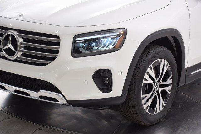 new 2025 Mercedes-Benz GLB 250 car, priced at $48,920