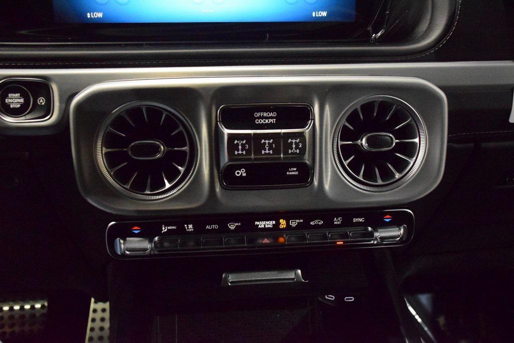 new 2025 Mercedes-Benz AMG G 63 car, priced at $206,730