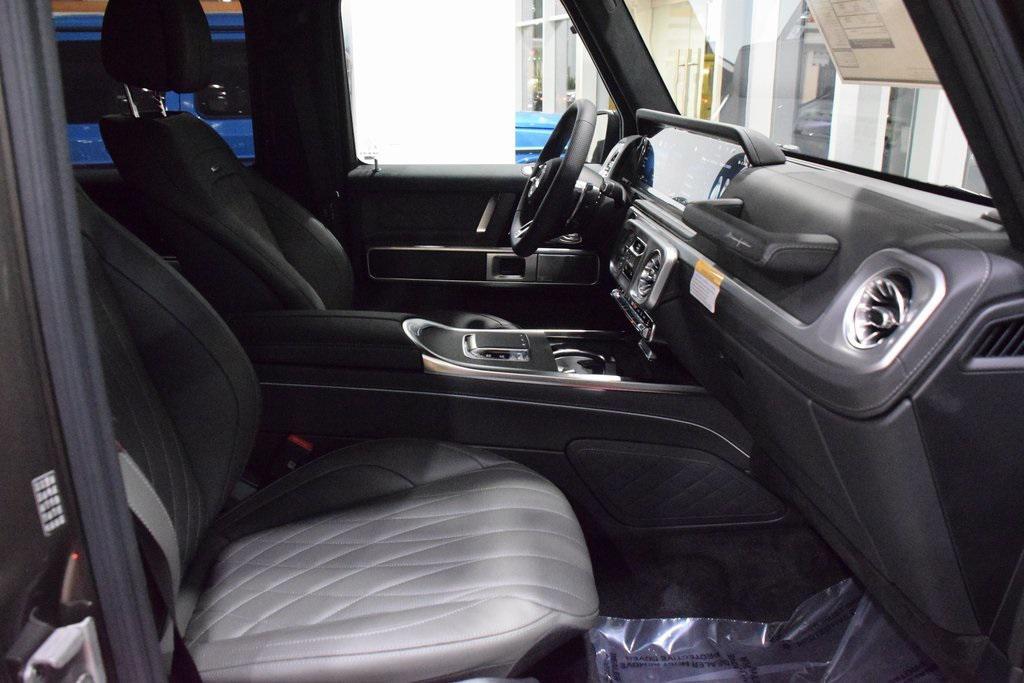 new 2025 Mercedes-Benz AMG G 63 car, priced at $206,730