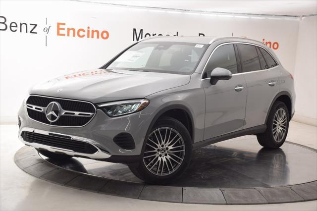 new 2025 Mercedes-Benz GLC 300 car